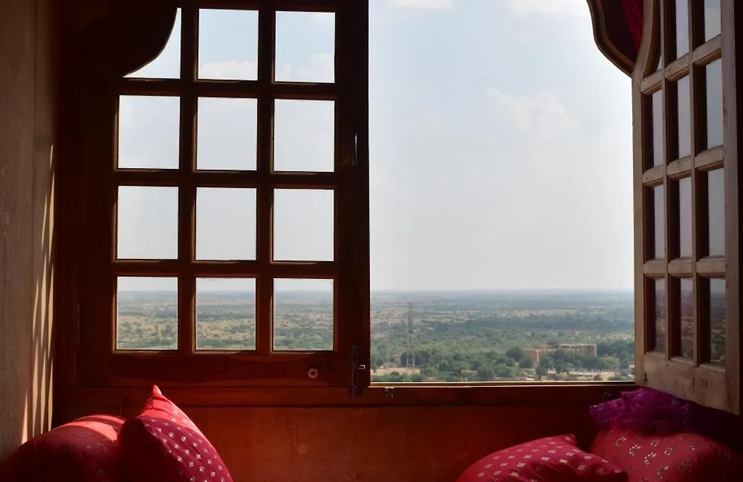 Mud Mirror Guesthouse-1